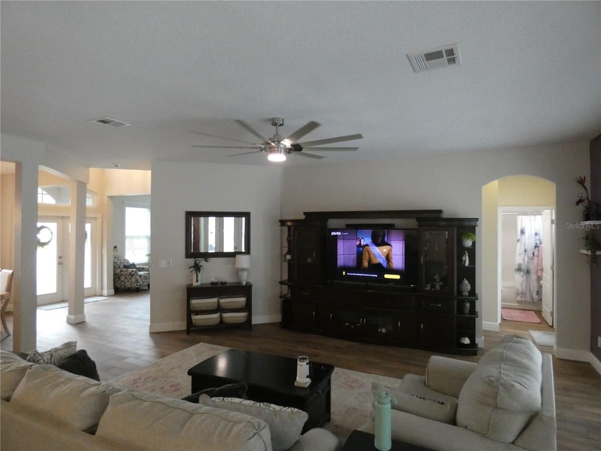 14632 BRADDOCK OAK DRIVE — photo 9 of 33