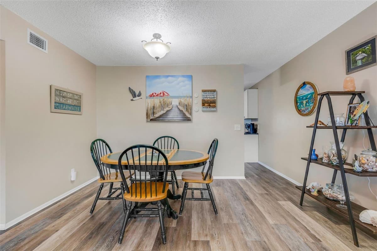 2401 ECUADORIAN WAY — photo 9 of 56