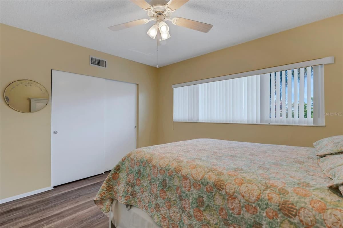 2401 ECUADORIAN WAY — photo 33 of 56
