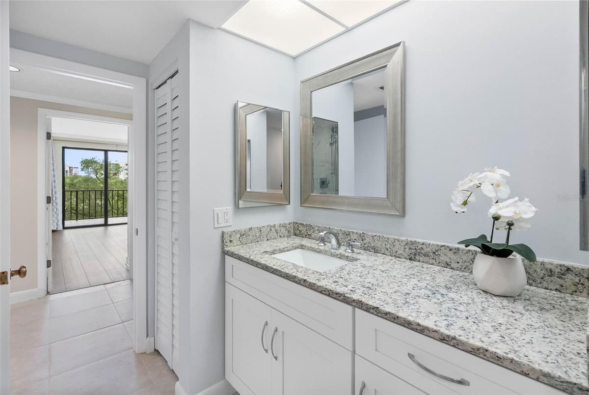 150 BELLEVIEW BOULEVARD — photo 19 of 43