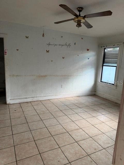 1607 CENTER STREET — photo 3 of 6