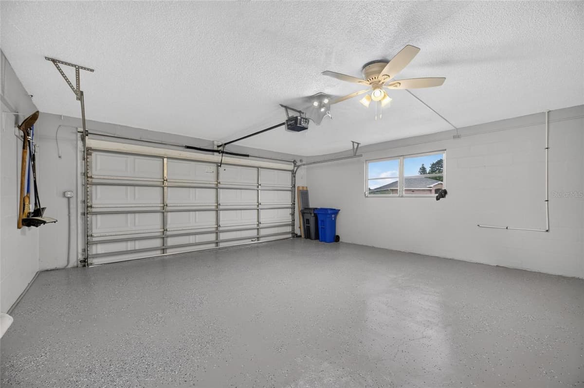 1743 COCO PALM CIRCLE — photo 34 of 39