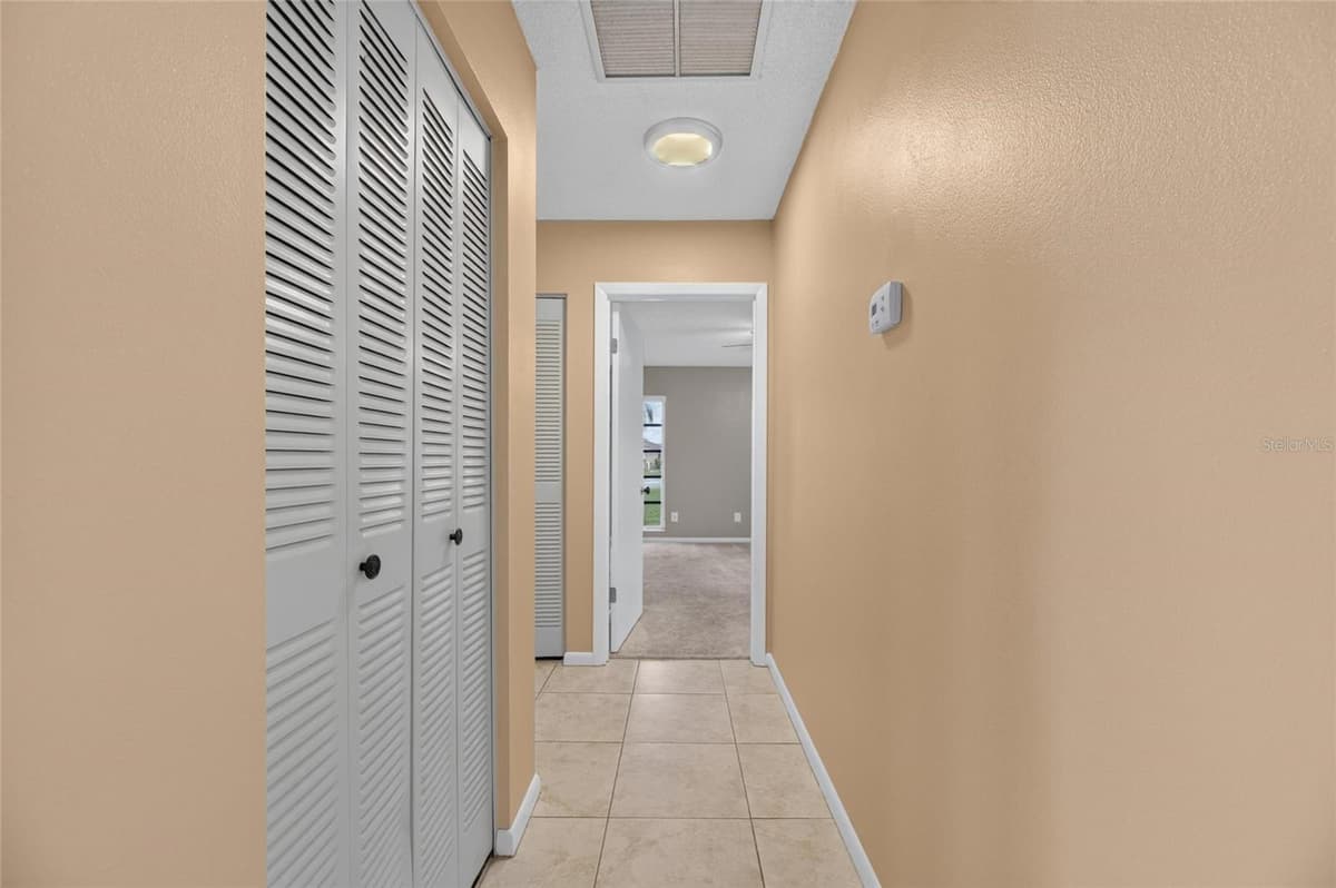 1743 COCO PALM CIRCLE — photo 24 of 39