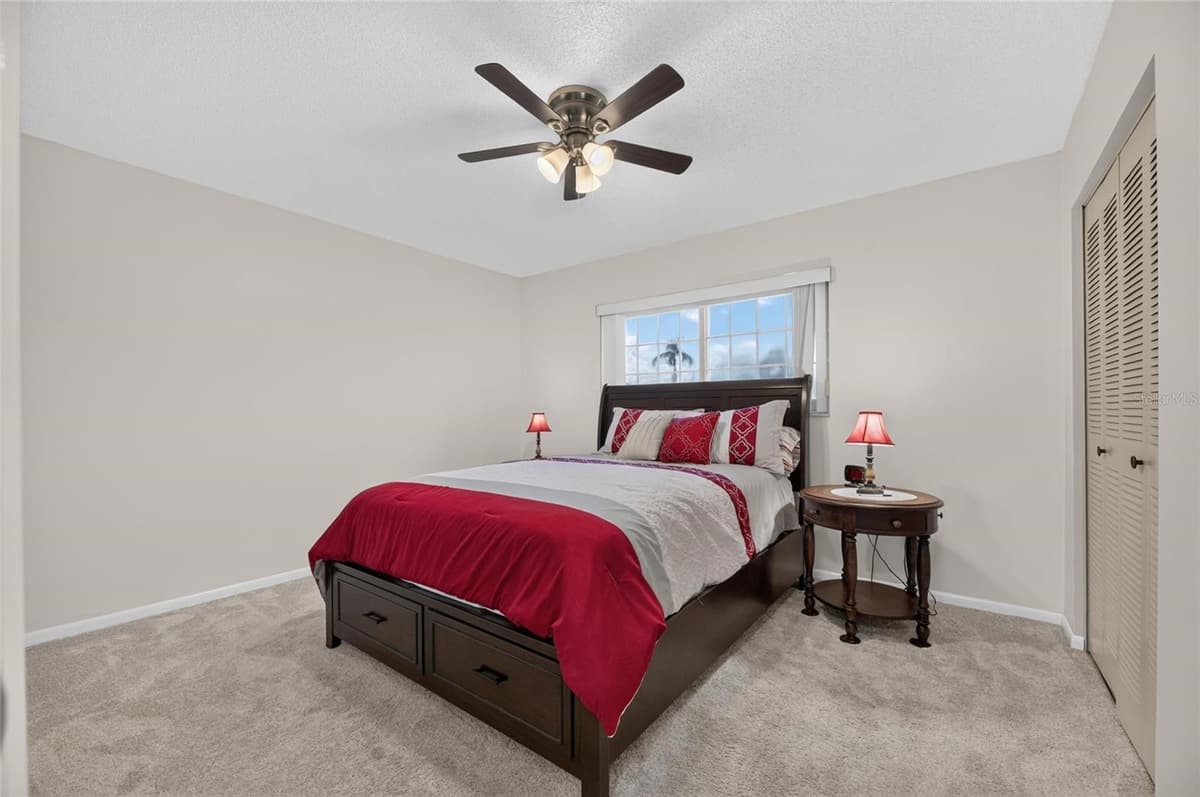 1743 COCO PALM CIRCLE — photo 17 of 39