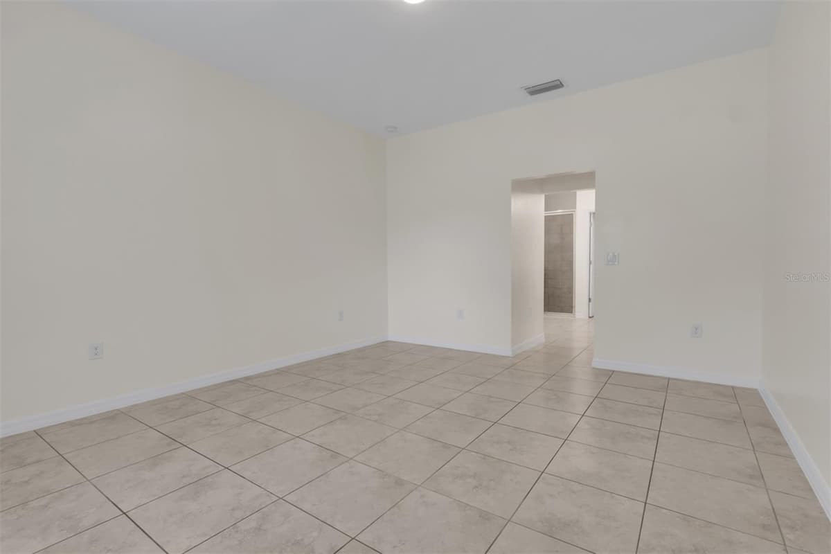 25108 PALISADE ROAD — photo 18 of 27