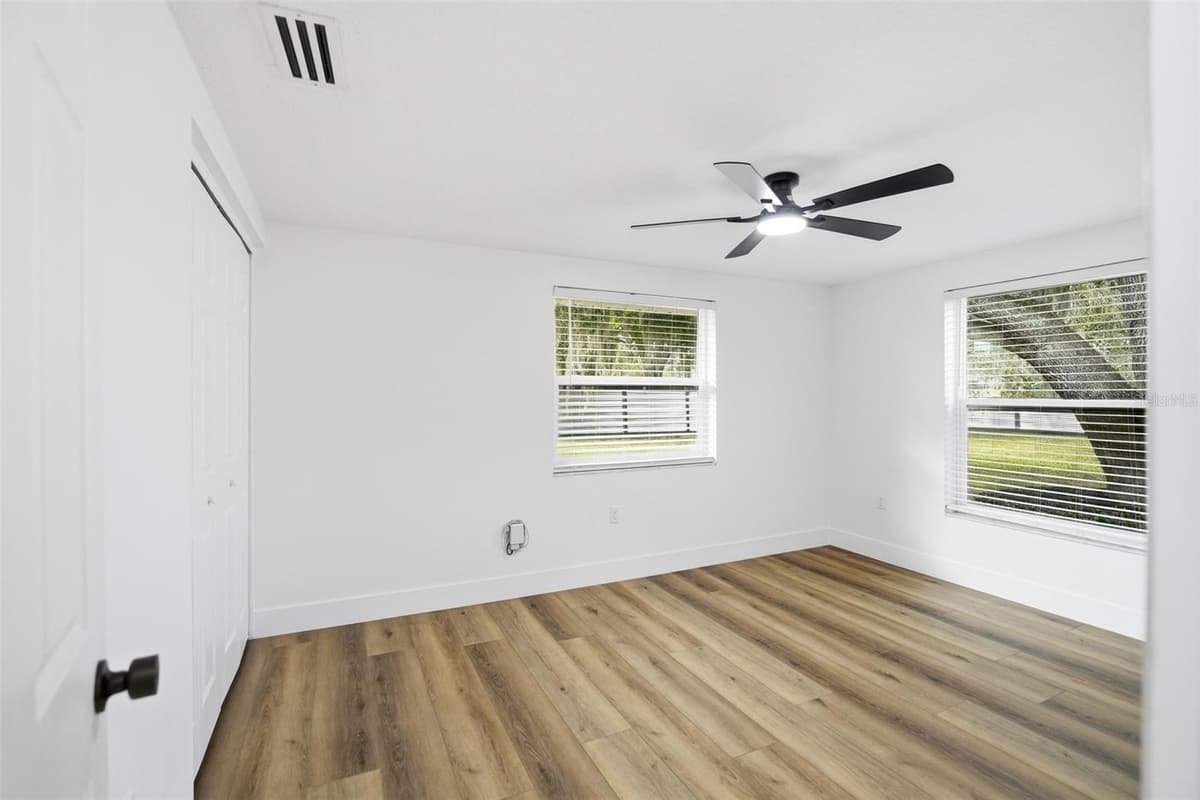2338 MEADOWBROOK DRIVE — photo 35 of 71