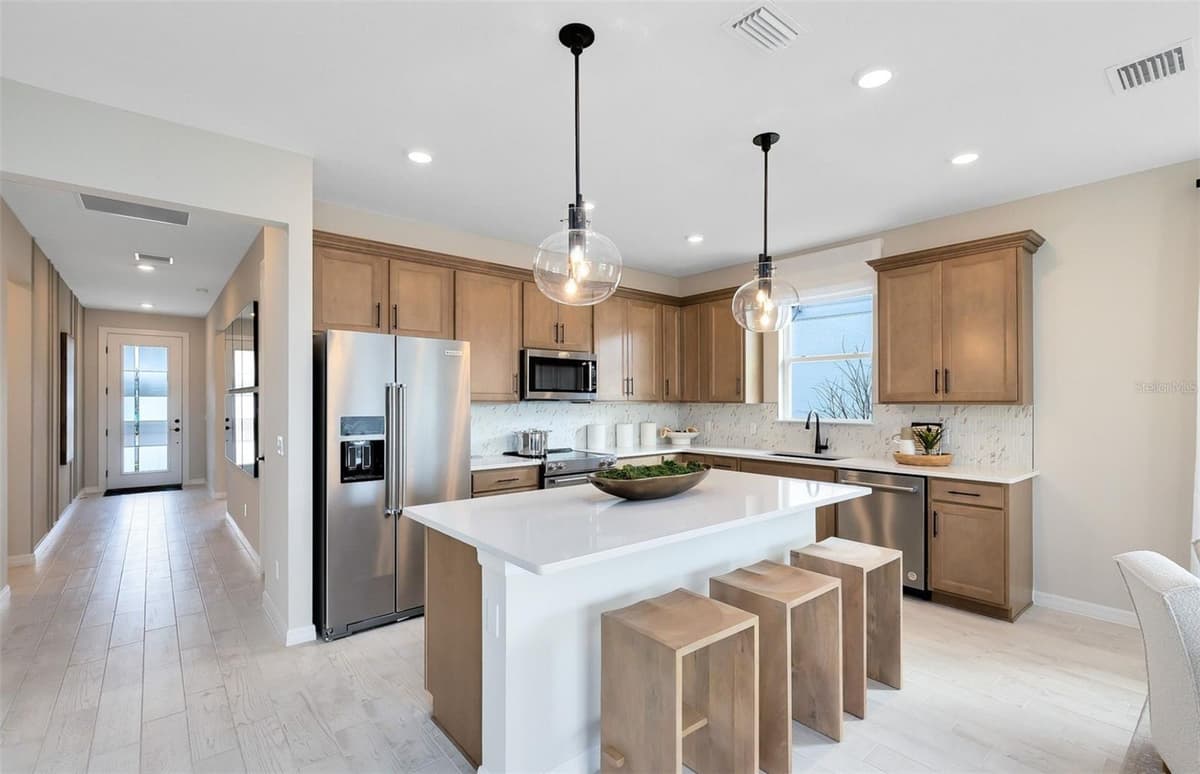 2132 BRANCHED OAK ROAD — photo 3 of 28