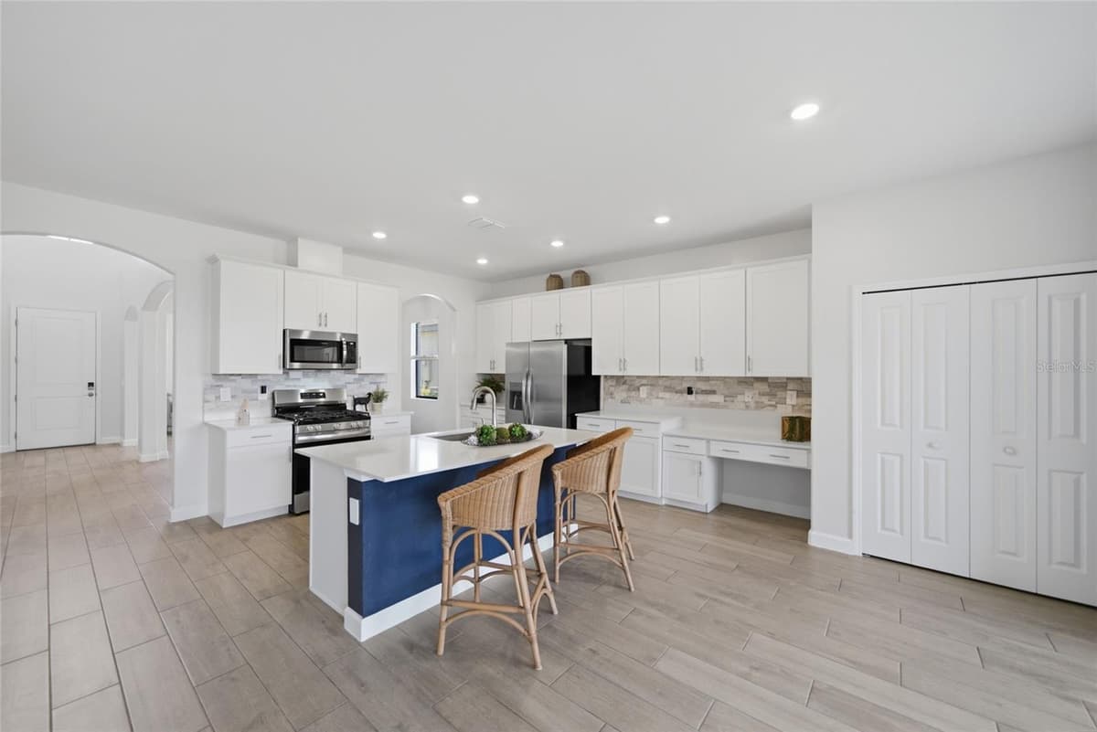 14988 SERENE SHORES LOOP — photo 5 of 25