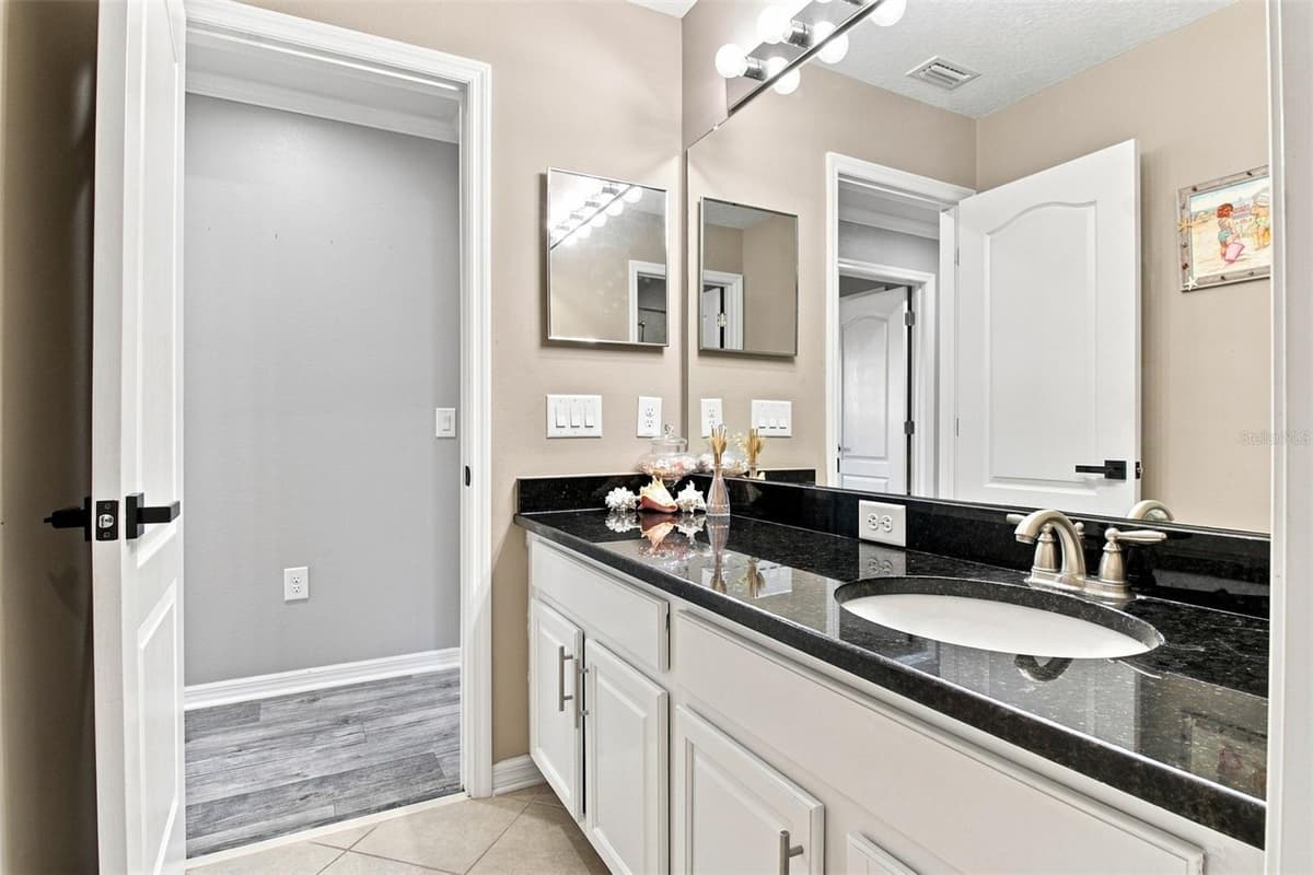 32126 GARDEN ALCOVE LOOP — photo 33 of 45