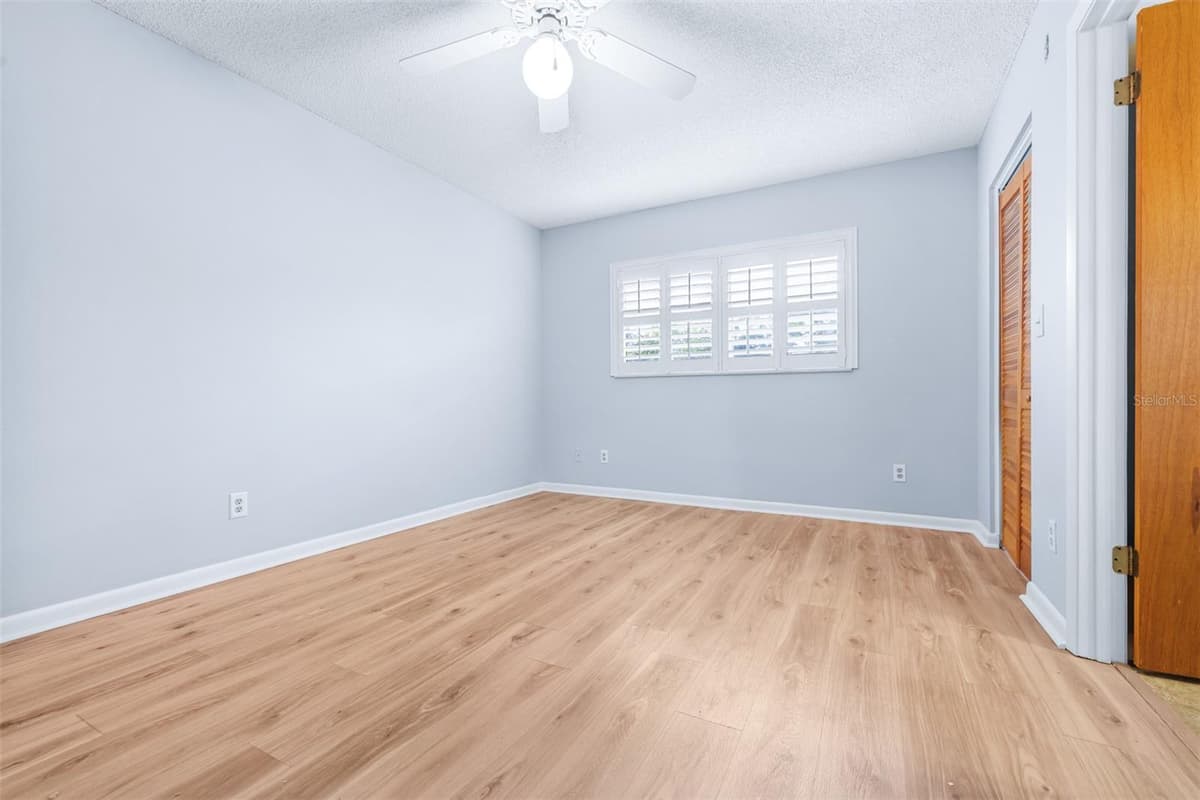 13940 ANONA HEIGHTS DRIVE — photo 16 of 31