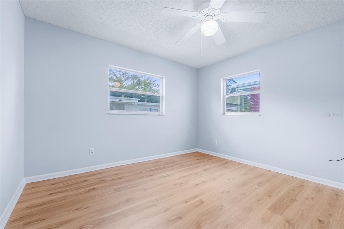 13940 ANONA HEIGHTS DRIVE — photo 19 of 31