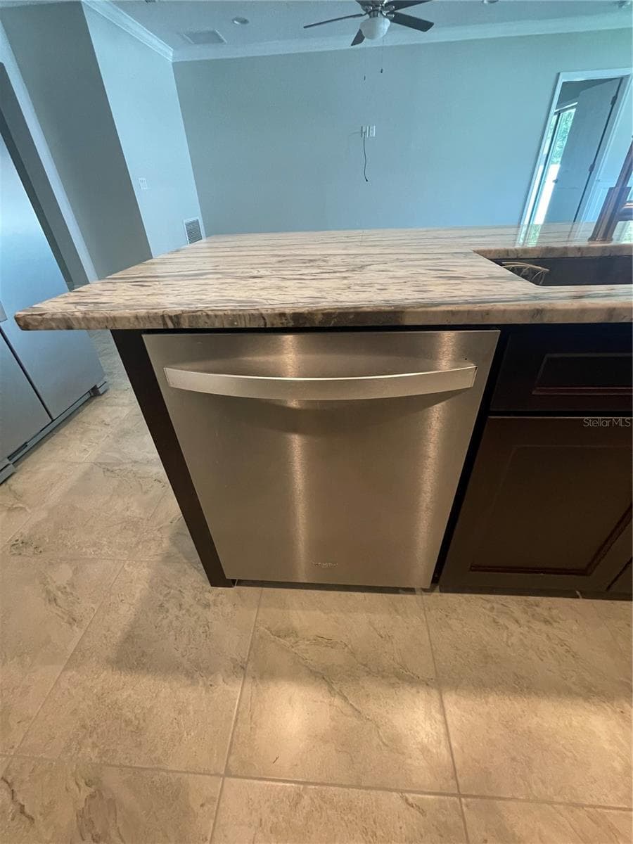 232 CLAYTON STREET — photo 10 of 38