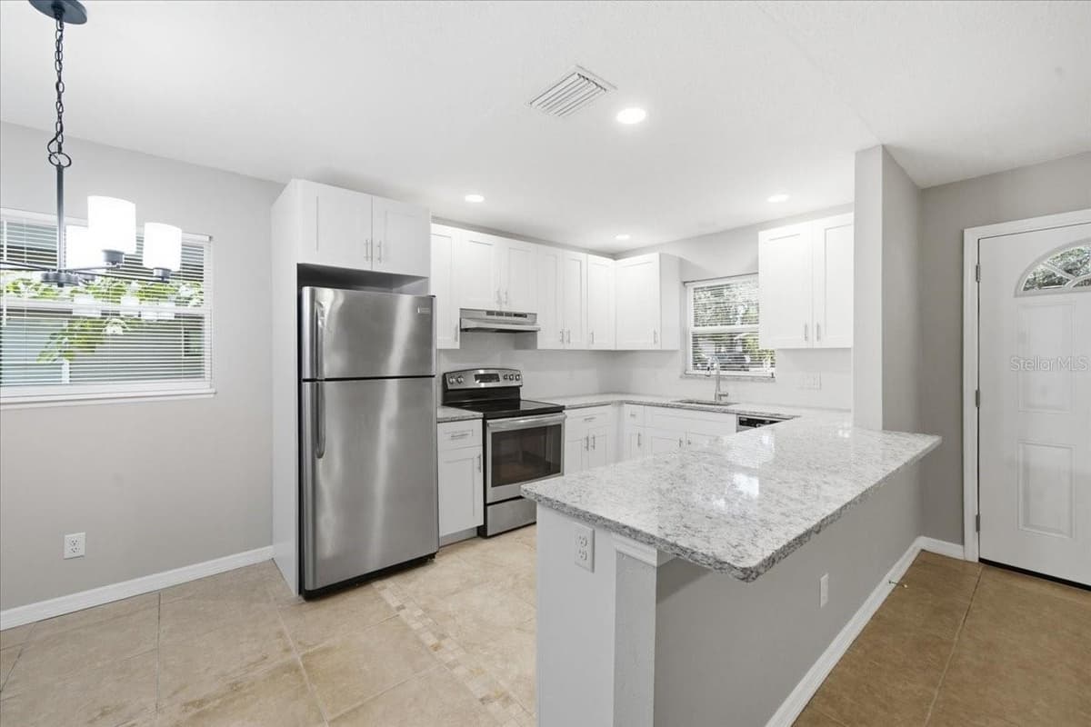 1528 MADISON AVENUE — photo 7 of 39
