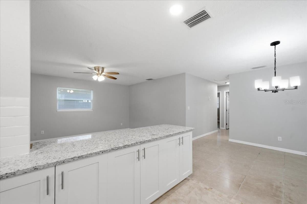 1528 MADISON AVENUE — photo 10 of 39