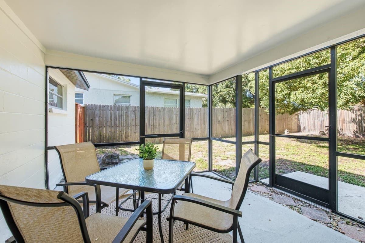 6241 MAPLEWOOD DRIVE — photo 17 of 24