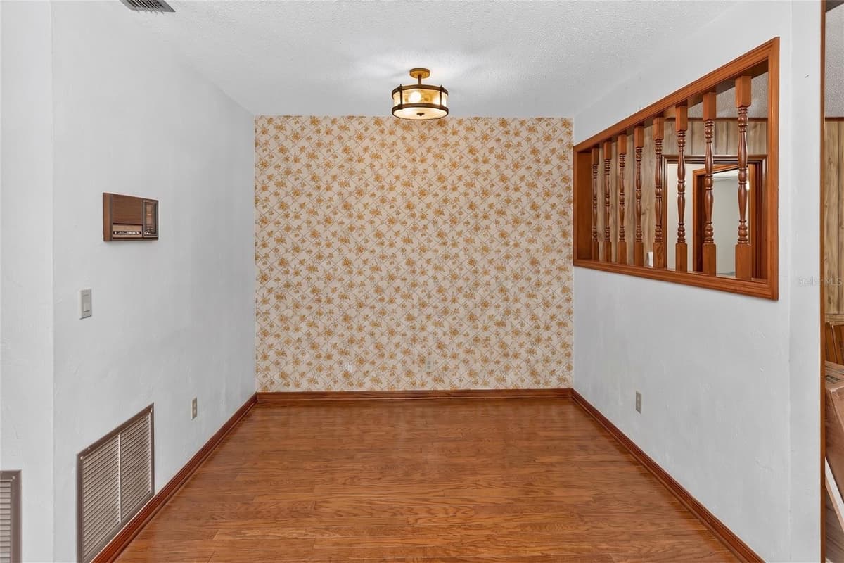 13 CUNNINGHAM ROAD — photo 15 of 37