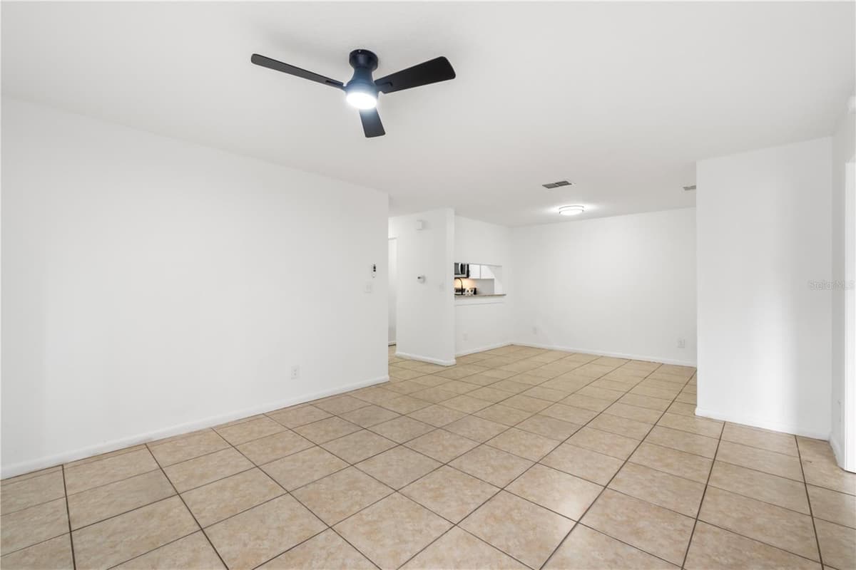 5219 VIA HACIENDA CIRCLE — photo 19 of 25