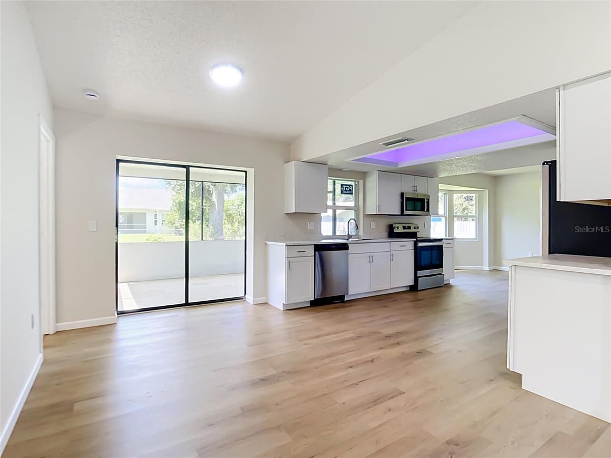 4441 MULGRAVE AVENUE — photo 9 of 41