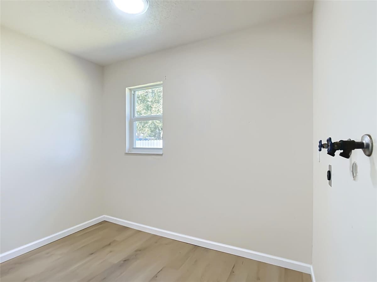 4441 MULGRAVE AVENUE — photo 31 of 41