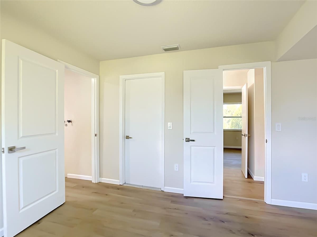 4441 MULGRAVE AVENUE — photo 18 of 41