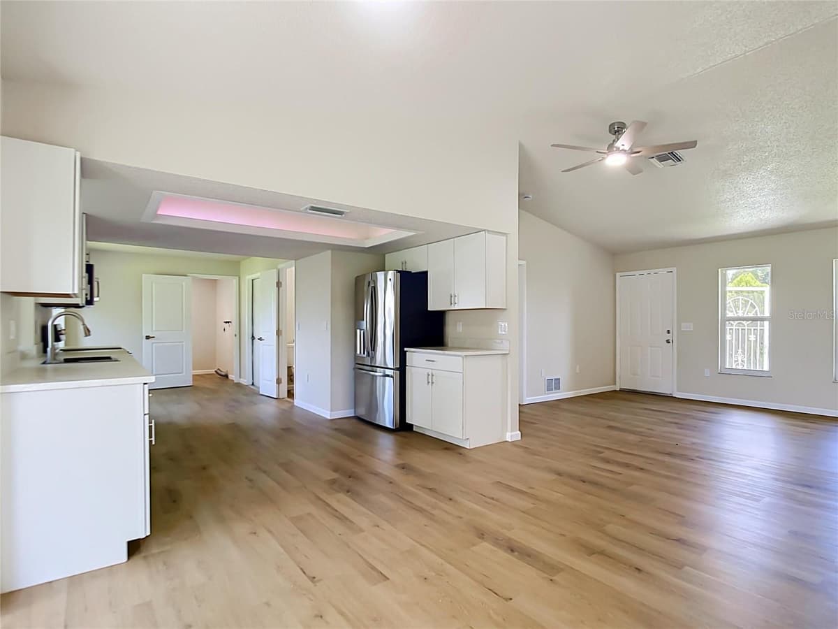 4441 MULGRAVE AVENUE — photo 10 of 41