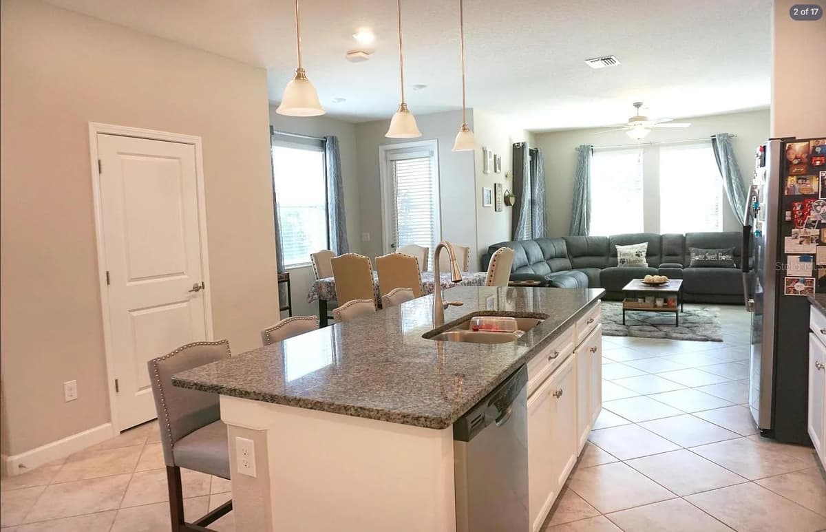 6834 CITRUS CREEK LANE — photo 3 of 18