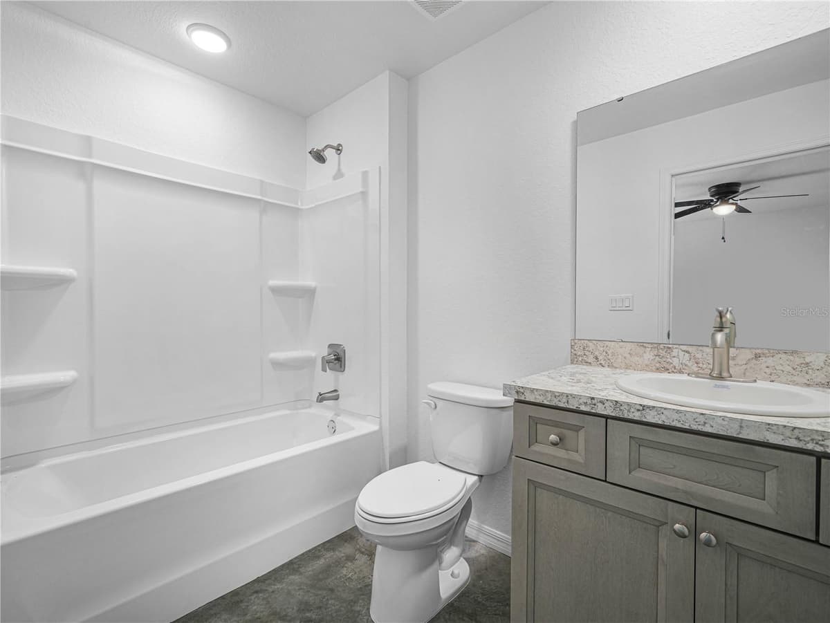 118 HIGHLAND AVENUE — photo 15 of 19