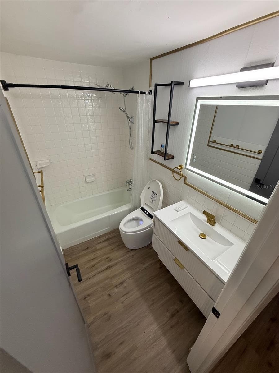 4315 AEGEAN DRIVE — photo 16 of 22