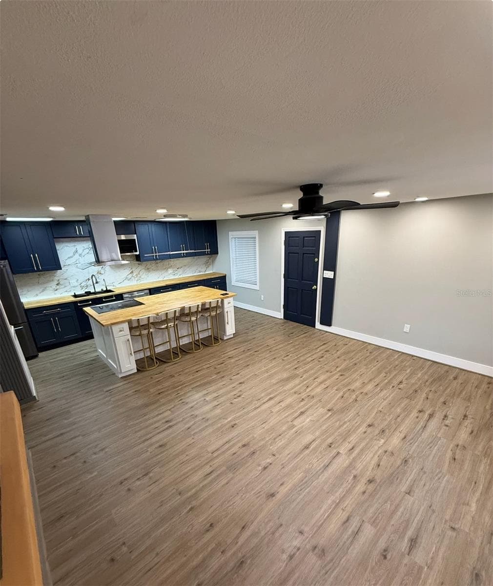 4315 AEGEAN DRIVE — photo 4 of 22