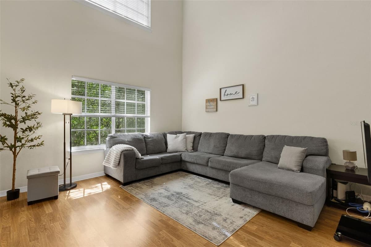 9872 MEADOW FIELD CIRCLE — photo 4 of 53