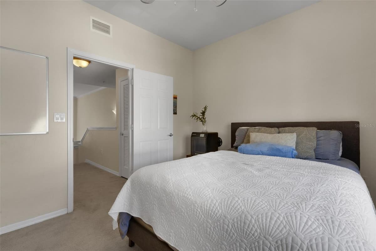 9872 MEADOW FIELD CIRCLE — photo 27 of 53