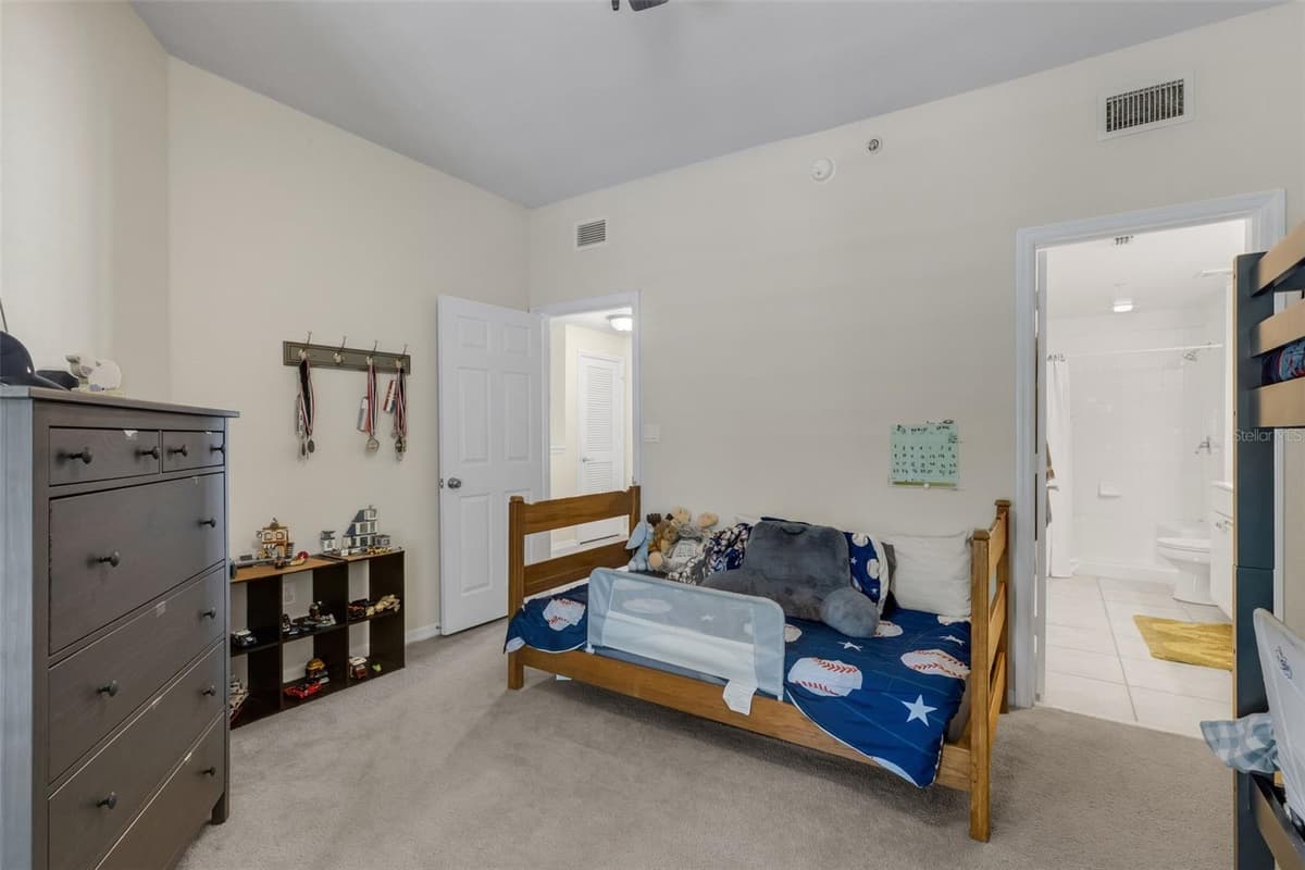 9872 MEADOW FIELD CIRCLE — photo 34 of 53