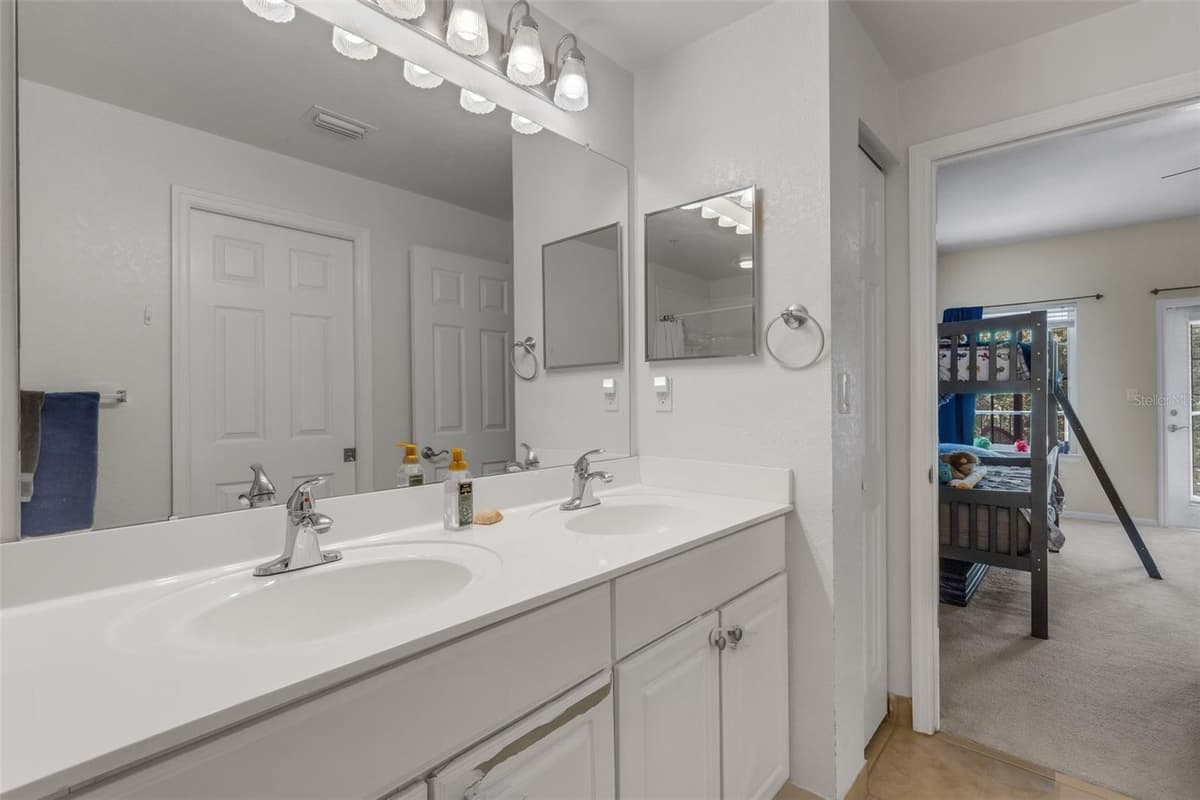 9872 MEADOW FIELD CIRCLE — photo 35 of 53