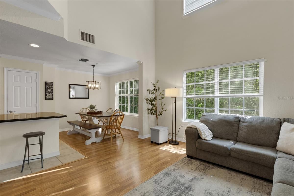 9872 MEADOW FIELD CIRCLE — photo 3 of 53