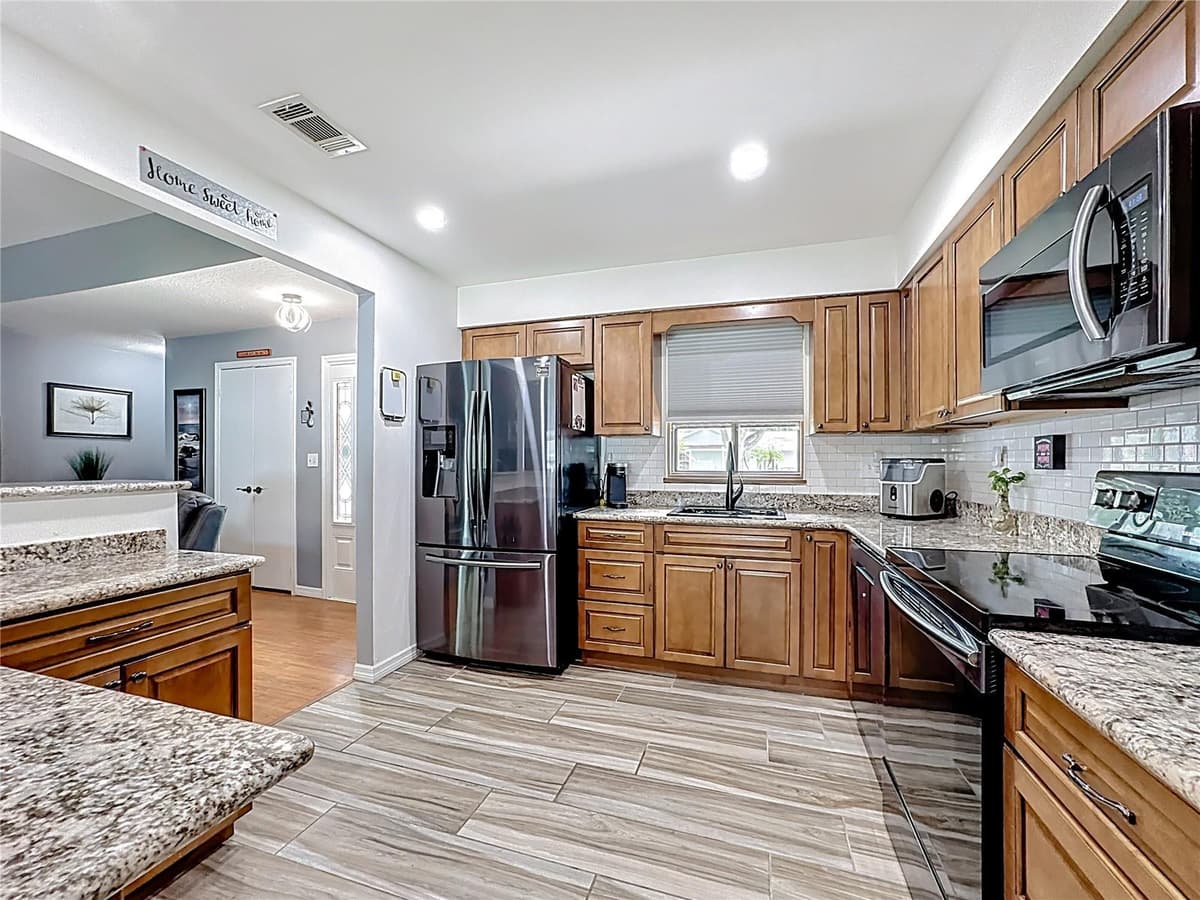 4702 HOPESPRING DRIVE — photo 12 of 25