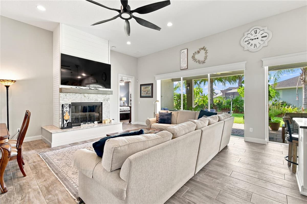 2811 SIENNA VIEW TERRACE COURT — photo 16 of 86