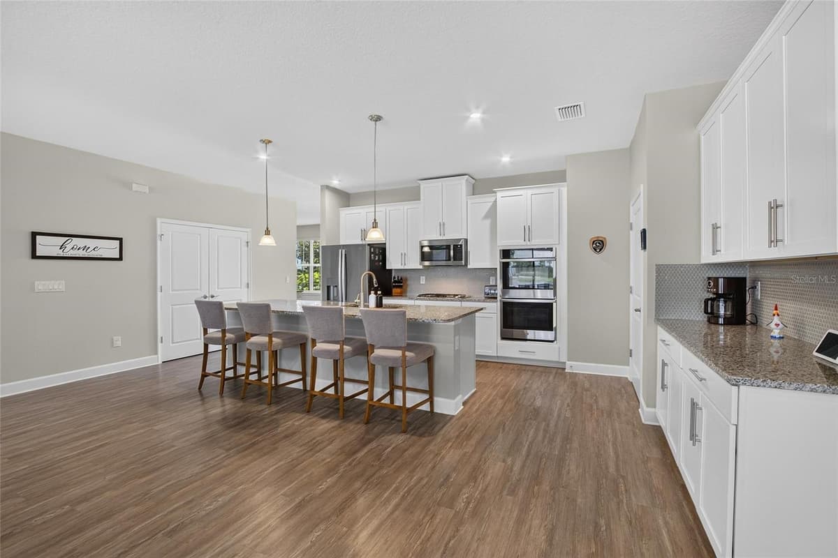 12313 NORA GRANT PLACE — photo 16 of 57