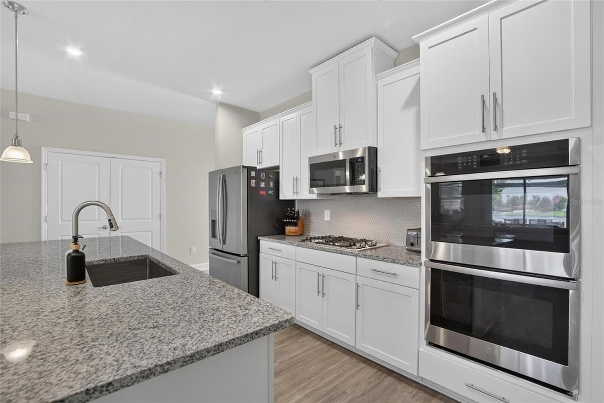 12313 NORA GRANT PLACE — photo 17 of 57