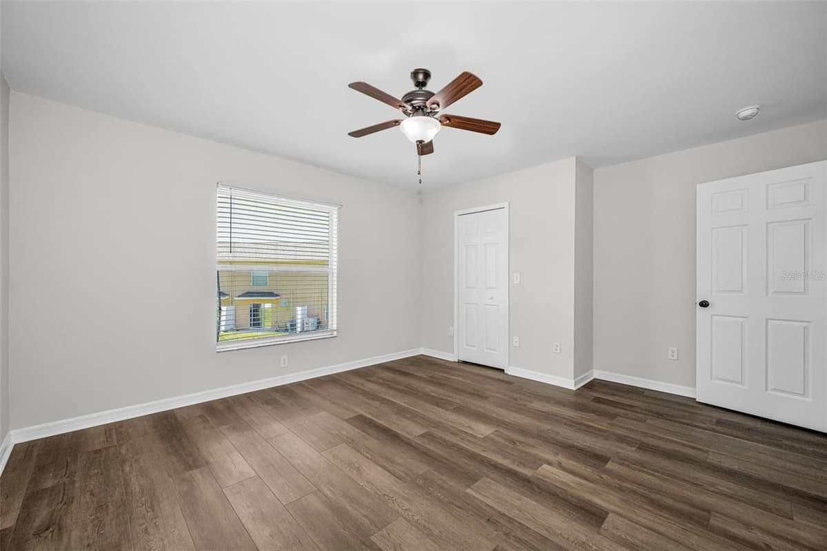 8013 SUTTON TERRACE LANE — photo 20 of 38