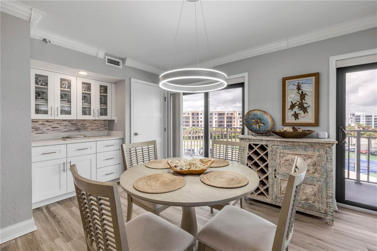 5207 ATLANTIC AVENUE — photo 13 of 91