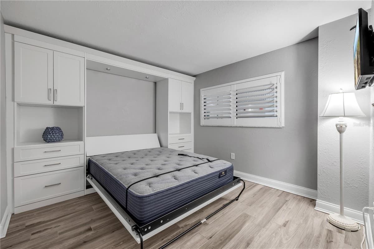 5207 ATLANTIC AVENUE — photo 38 of 91