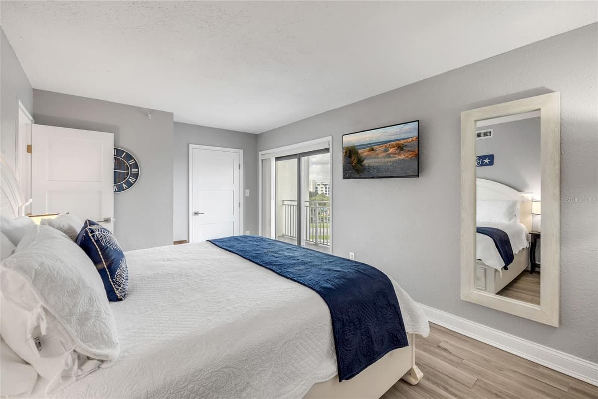 5207 ATLANTIC AVENUE — photo 34 of 91