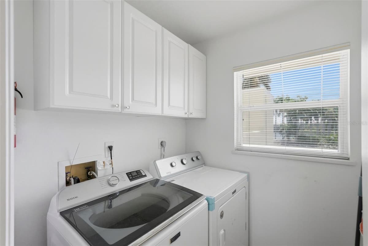 6081 BAHIA DEL MAR CIRCLE — photo 22 of 33