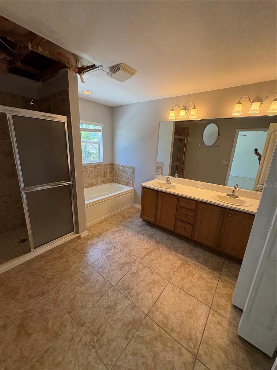 11723 TEMPEST HARBOR LOOP — photo 12 of 17