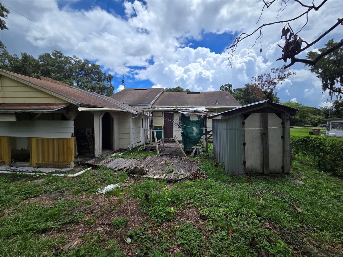 2714 SAMPLE STREET — photo 6 of 10