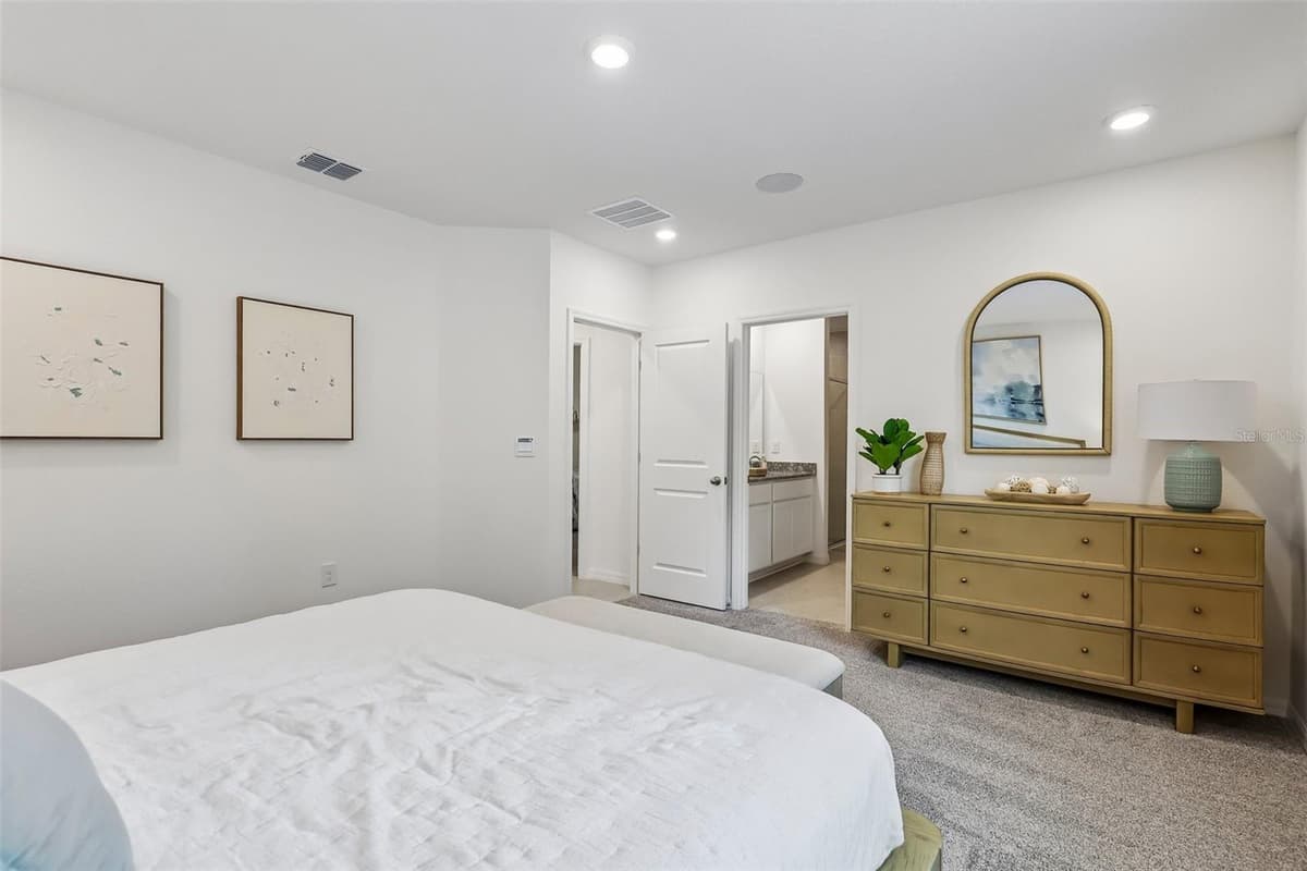 203 HYACINTH COURT — photo 17 of 30