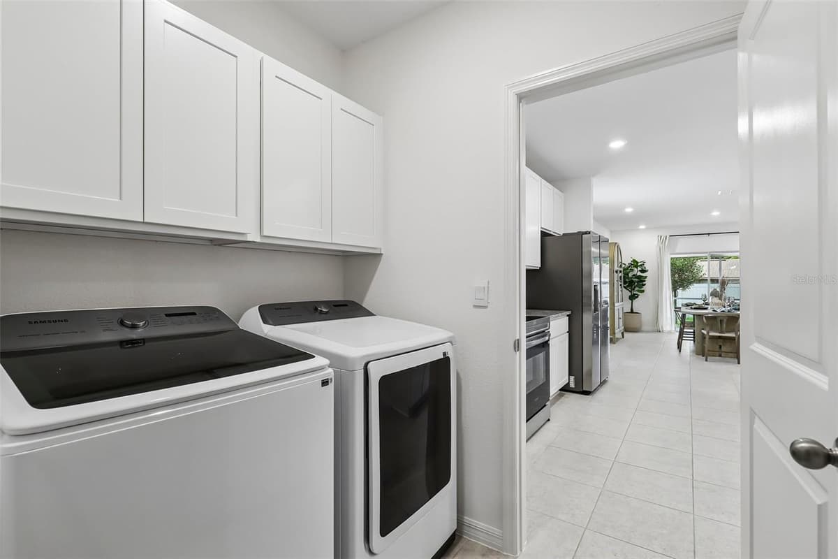 203 HYACINTH COURT — photo 25 of 30