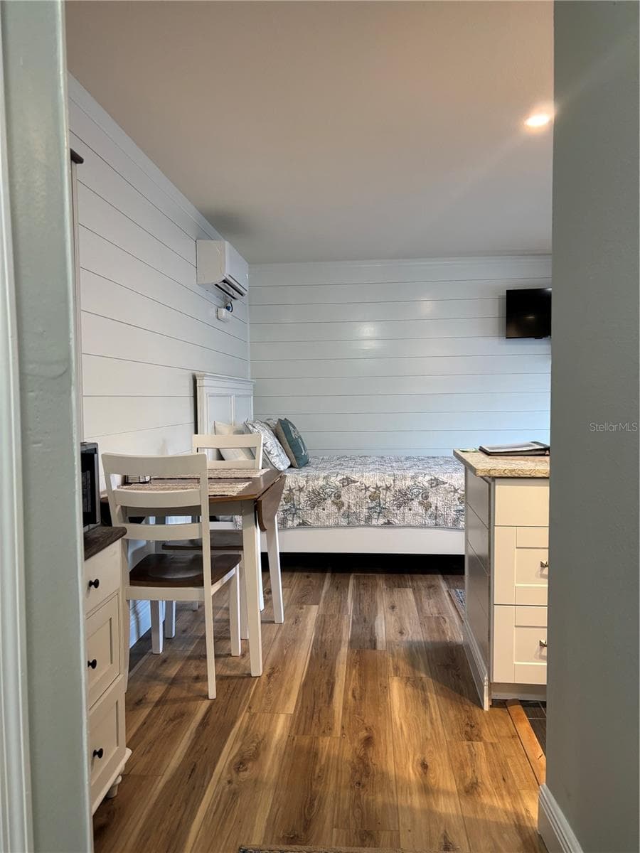 170 ROOSEVELT DRIVE — photo 5 of 18