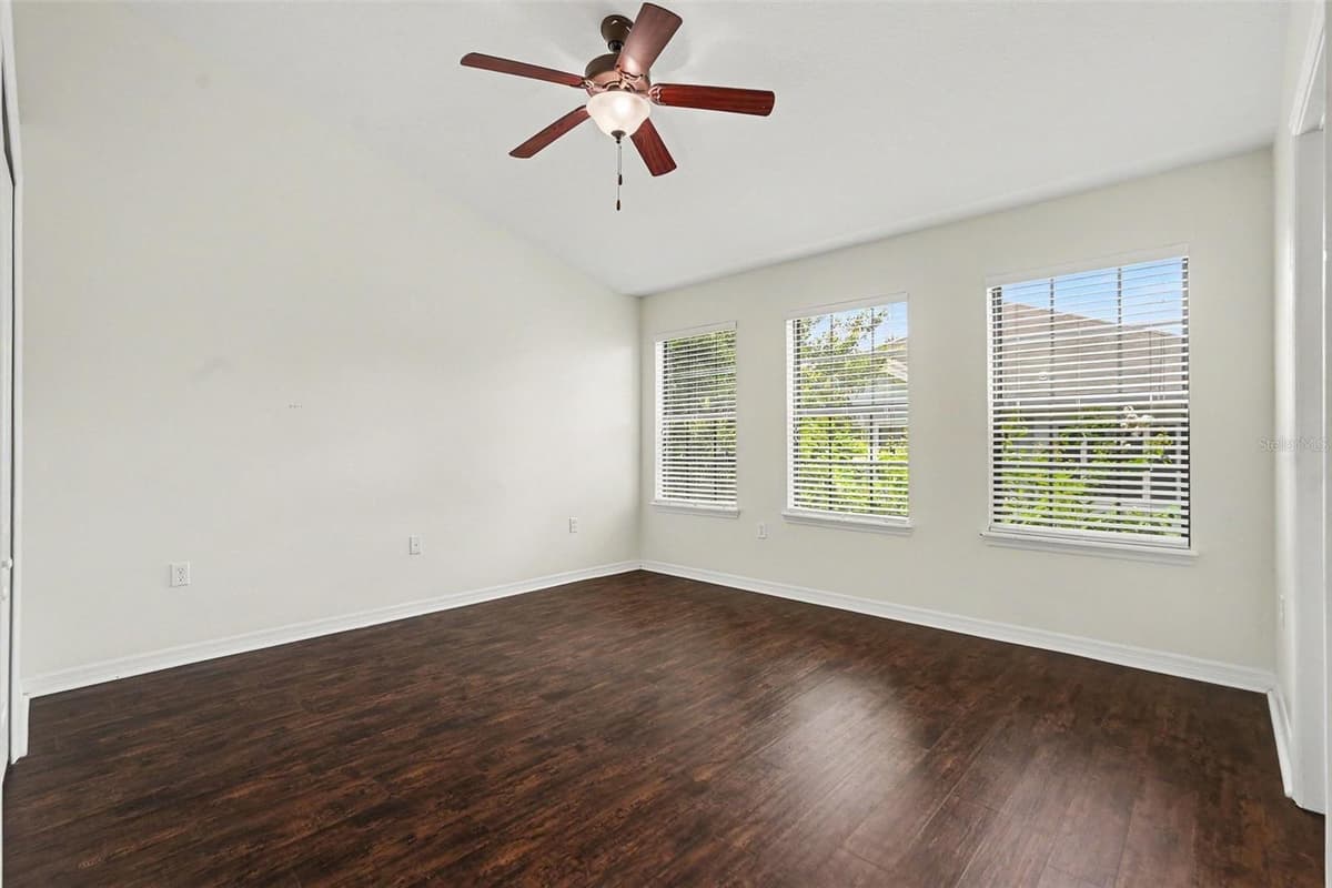 5520 KINGLETHILL DRIVE — photo 11 of 33