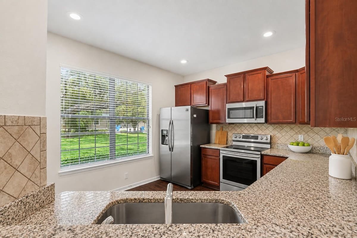 5520 KINGLETHILL DRIVE — photo 3 of 33